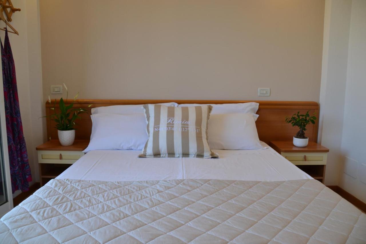 Hotel Apogeo - Breakfast Experience Rimini Exterior photo
