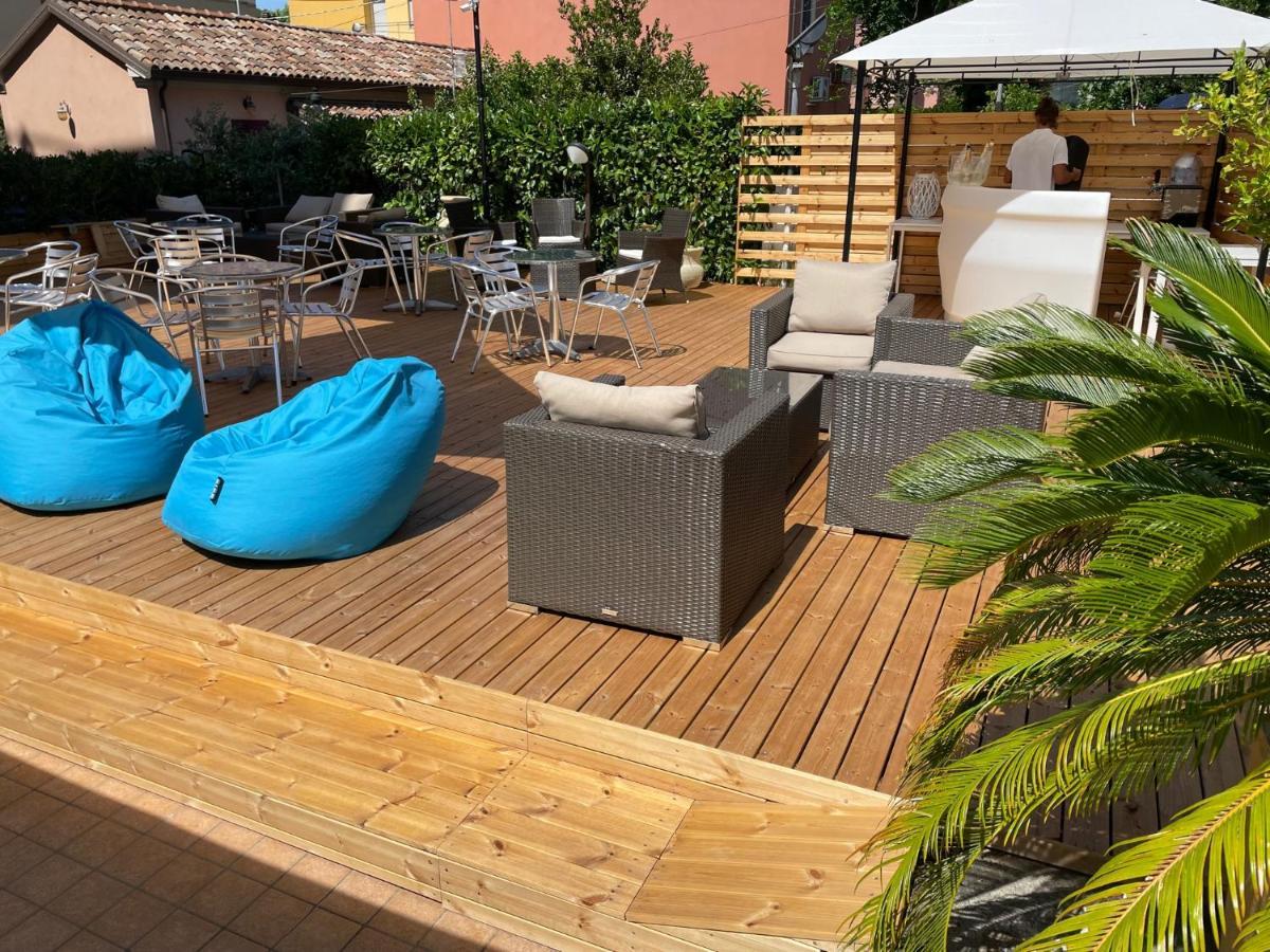 Hotel Apogeo - Breakfast Experience Rimini Exterior photo